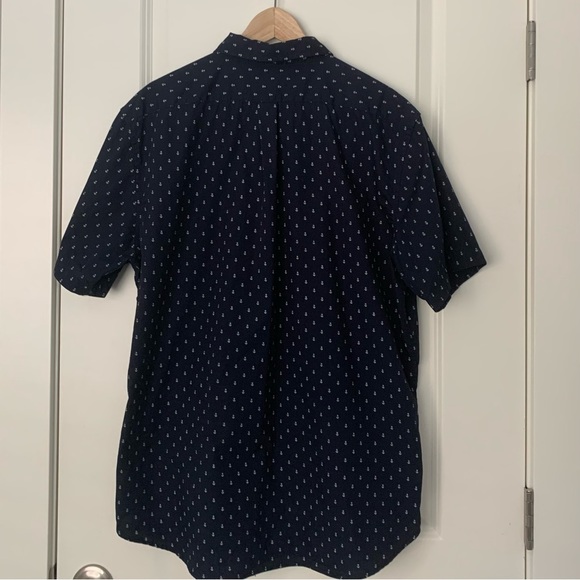 Old Navy Button Up Short Sleeve Shirt - XL - Picture 2 of 3